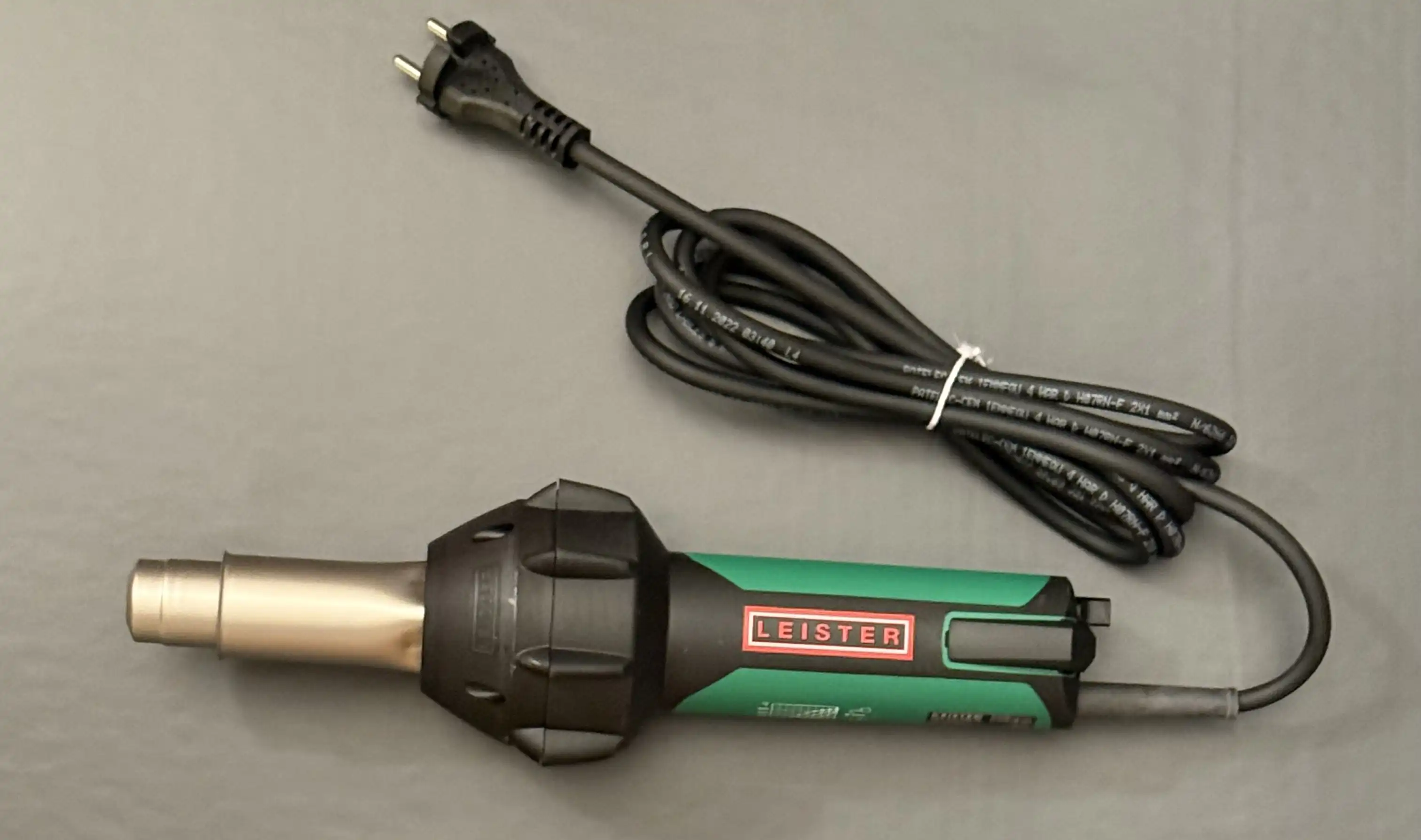 Horkovzdušná pistole